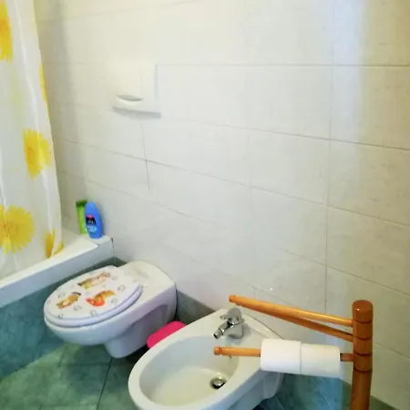 卡拉瓦乔公寓酒店 招待所