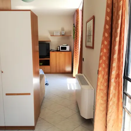 Caravaggio Guest house 3*