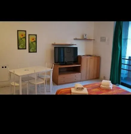 Guest house Caravaggio 3*